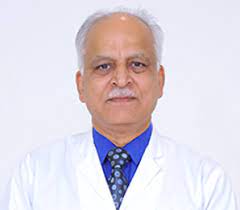 الدكتور ماهيشواري، من افضل أطباء استبدال مفاصل الركب والحوض/الورك، لدى أحد من افضل مستشفيات نيودلهي، الهند. يعالج امراض العظام بأحدث تقنية.